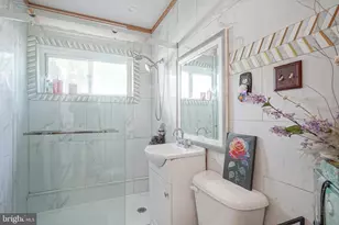 9336 N Academy Rd, Philadelphia, PA 19114 - Photo 14