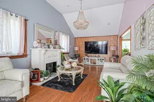 9336 N Academy Rd, Philadelphia, PA 19114 - Photo 4