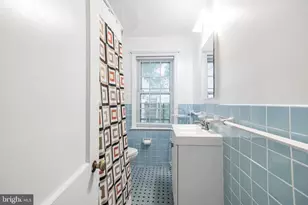 800 E Cathedral Rd, Philadelphia, PA 19128 - Photo 16
