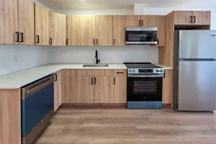 2424 W Thompson St, Philadelphia, PA 19121 - Photo 4