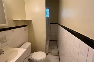 2023 W Oxford St, Philadelphia, PA 19121 - Photo 6