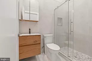 253 N 3rd St, Philadelphia, PA 19106 - Photo 8
