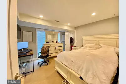 922 N 17th Street #E, Philadelphia, PA 19130 - Photo 12