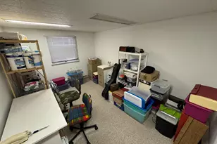 1617 Meribrook Rd, Philadelphia, PA 19151 - Photo 12