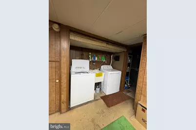 1617 Meribrook Road, Philadelphia, PA 19151 - Photo 16