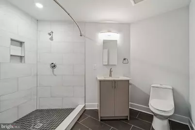 646 N 32nd Street #4, Philadelphia, PA 19104 - Photo 12