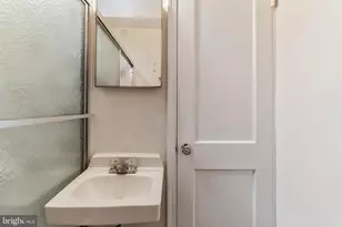 1919 Spruce St, Philadelphia, PA 19103 - Photo 14