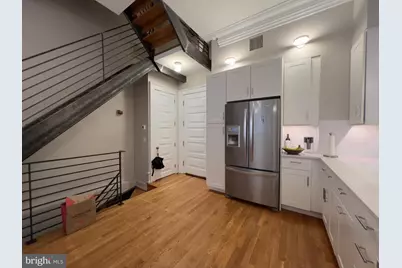 2126 Locust Street #1R, Philadelphia, PA 19103 - Photo 6