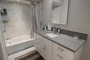 2126 Locust St, Philadelphia, PA 19103 - Photo 40
