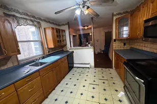 528 Geneva Ave, Philadelphia, PA 19120 - Photo 8