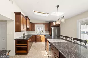 373 Leroy St, Philadelphia, PA 19128 - Photo 12