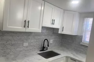 7042 Reedland St, Philadelphia, PA 19142 - Photo 4
