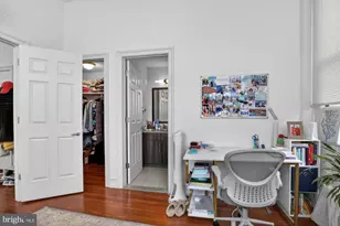 2319 Fitzwater St, Philadelphia, PA 19146 - Photo 10