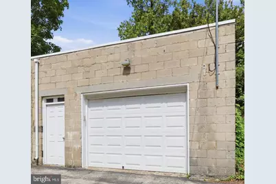 241 E Highland Avenue, Philadelphia, PA 19118 - Photo 32