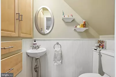 241 E Highland Avenue, Philadelphia, PA 19118 - Photo 24