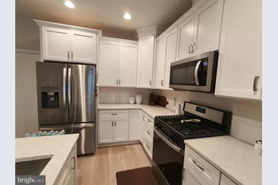 3001 City View Walk #192, Philadelphia, PA 19125 - Photo 8
