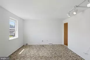 649 Lawler St, Philadelphia, PA 19116 - Photo 18