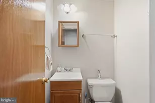649 Lawler St, Philadelphia, PA 19116 - Photo 16