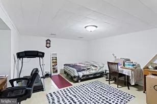613 Oakfield Ln, Philadelphia, PA 19115 - Photo 20