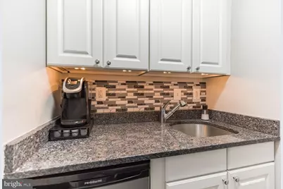 250 S 13th Street #8F, Philadelphia, PA 19107 - Photo 6