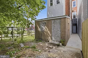 632 W Cumberland St, Philadelphia, PA 19133 - Photo 16