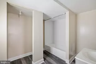 632 W Cumberland St, Philadelphia, PA 19133 - Photo 10