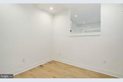 2109 S Iseminger Street #3, Philadelphia, PA 19148 - Photo 10