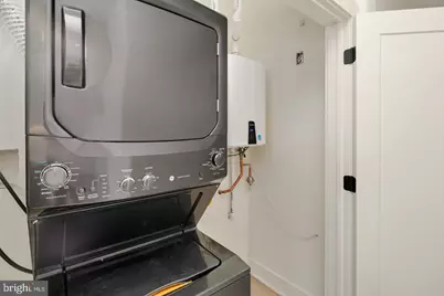 2109 S Iseminger Street #3, Philadelphia, PA 19148 - Photo 12