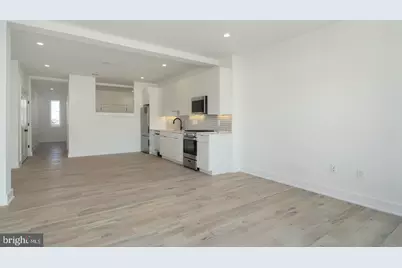 2109 S Iseminger Street #3, Philadelphia, PA 19148 - Photo 6