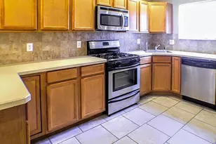 2346 Gerritt St, Philadelphia, PA 19146 - Photo 4