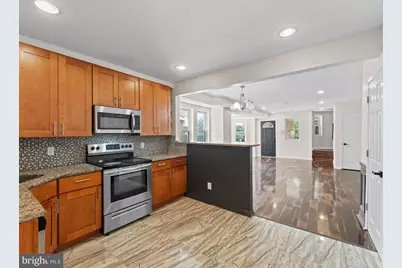 407 W Abbottsford Avenue, Philadelphia, PA 19144 - Photo 12