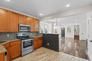 407 W Abbottsford Ave, Philadelphia, PA 19144 - Photo 12