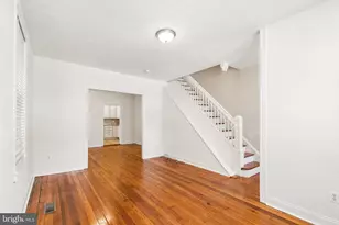 385 Conarroe St, Philadelphia, PA 19128 - Photo 4