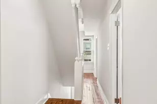 385 Conarroe St, Philadelphia, PA 19128 - Photo 14