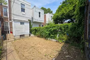 436 E Eleanor St, Philadelphia, PA 19120 - Photo 12