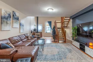 1034 Marlborough St, Philadelphia, PA 19125 - Photo 4