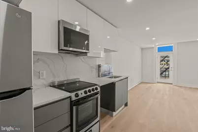 253 N 3rd Street #3R, Philadelphia, PA 19106 - Photo 2