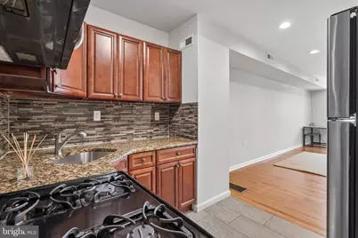 2220 Cantrell Street, Philadelphia, PA 19145 - Photo 4