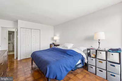 220 Locust Street #24FS, Philadelphia, PA 19106 - Photo 8