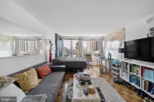 224 W Rittenhouse Square, Philadelphia, PA 19103 - Photo 2