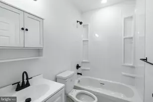 3943 Dell St, Philadelphia, PA 19140 - Photo 4