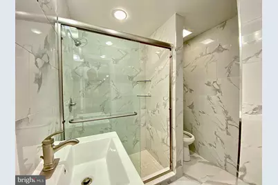 37 N 3rd Street #2F, Philadelphia, PA 19106 - Photo 2