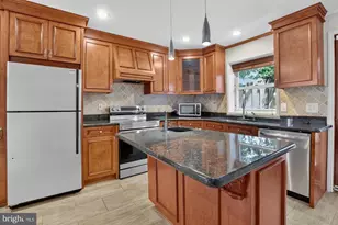 1439 E Oxford St, Philadelphia, PA 19125 - Photo 12