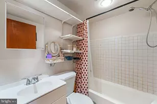 1502 N 17th St, Philadelphia, PA 19121 - Photo 14