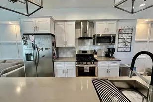 2002 E Moyamensing Ave, Philadelphia, PA 19148 - Photo 6