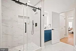 609 E Locust Ave, Philadelphia, PA 19144 - Photo 12