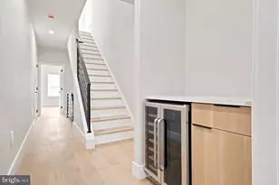 609 E Locust Ave, Philadelphia, PA 19144 - Photo 14