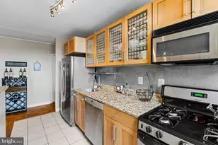 2601 Pennsylvania Ave, Philadelphia, PA 19130 - Photo 8
