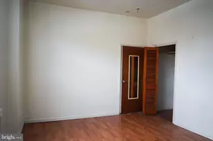 2601 S Iseminger St, Philadelphia, PA 19148 - Photo 2