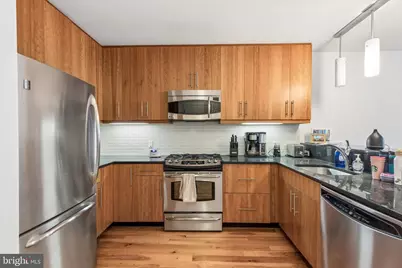 1425 Locust Street #4E, Philadelphia, PA 19102 - Photo 8